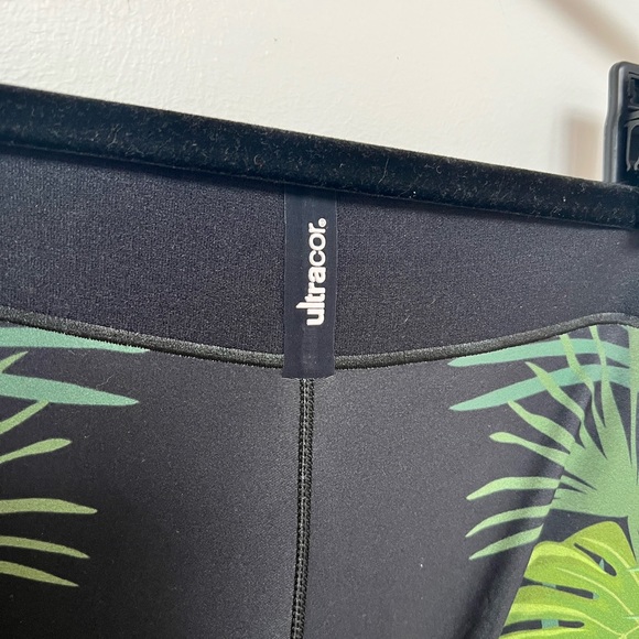 Ultracor Yoga Pants - SoulCycle Branded - Picture 5 of 6